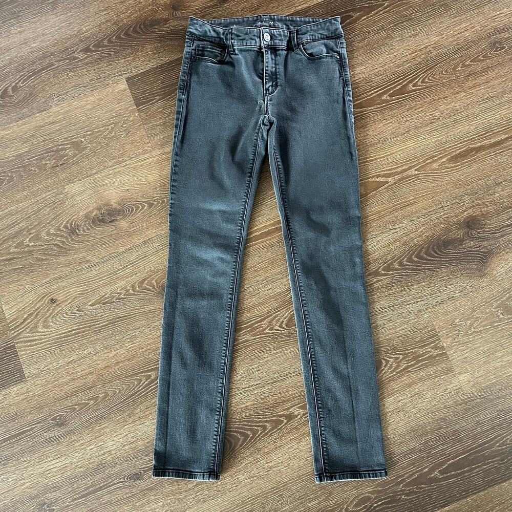 WHBM White House Black Market Faded Black Skinny Jeans Size 4